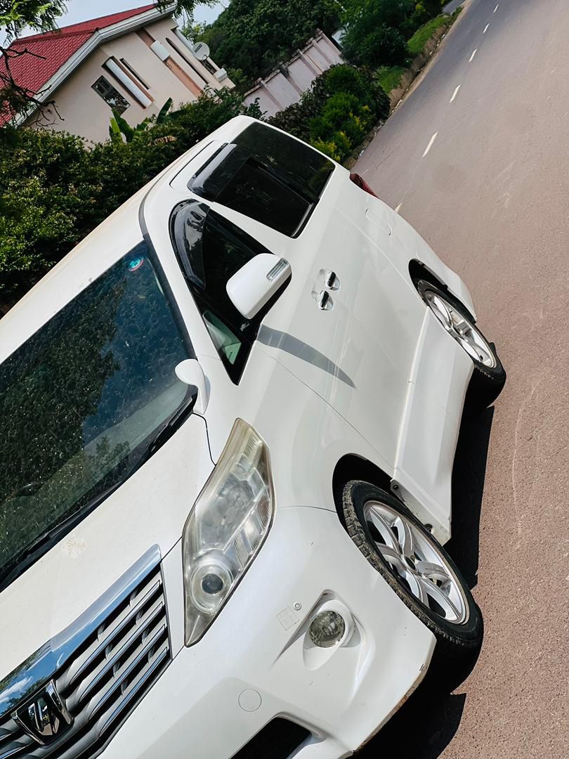 Toyota Alphard nouveau modèle