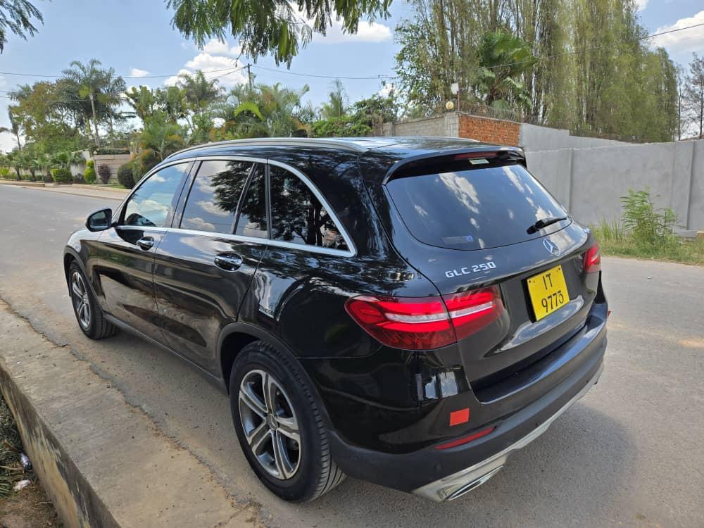 Mercedes GLC250 IT