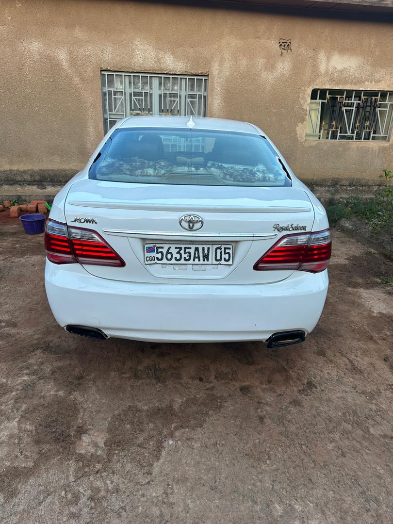 TOYOTA CROWN ROYAL NOUVEAU MODELE